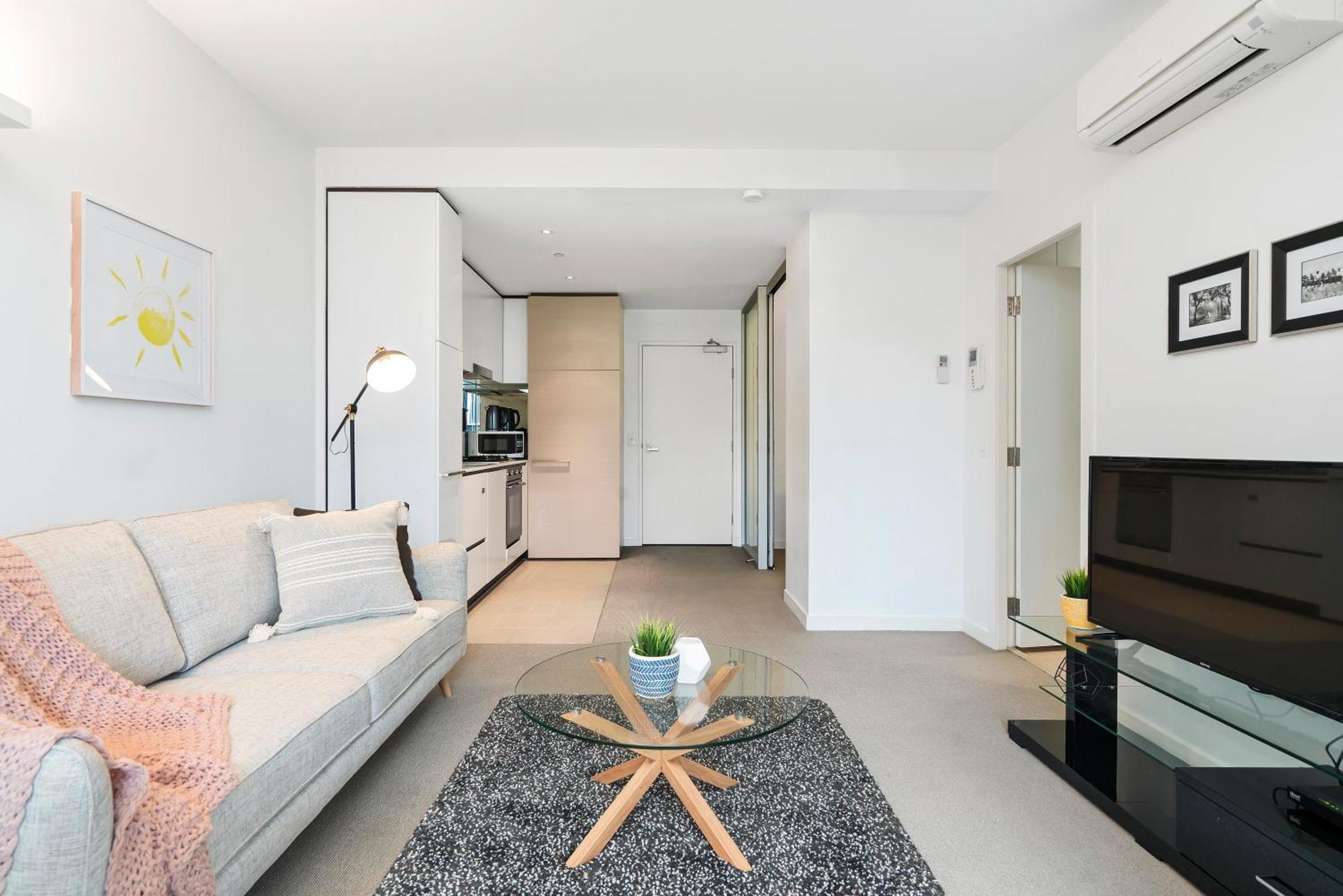Complete Host Leopold Apartments Мельбурн Экстерьер фото