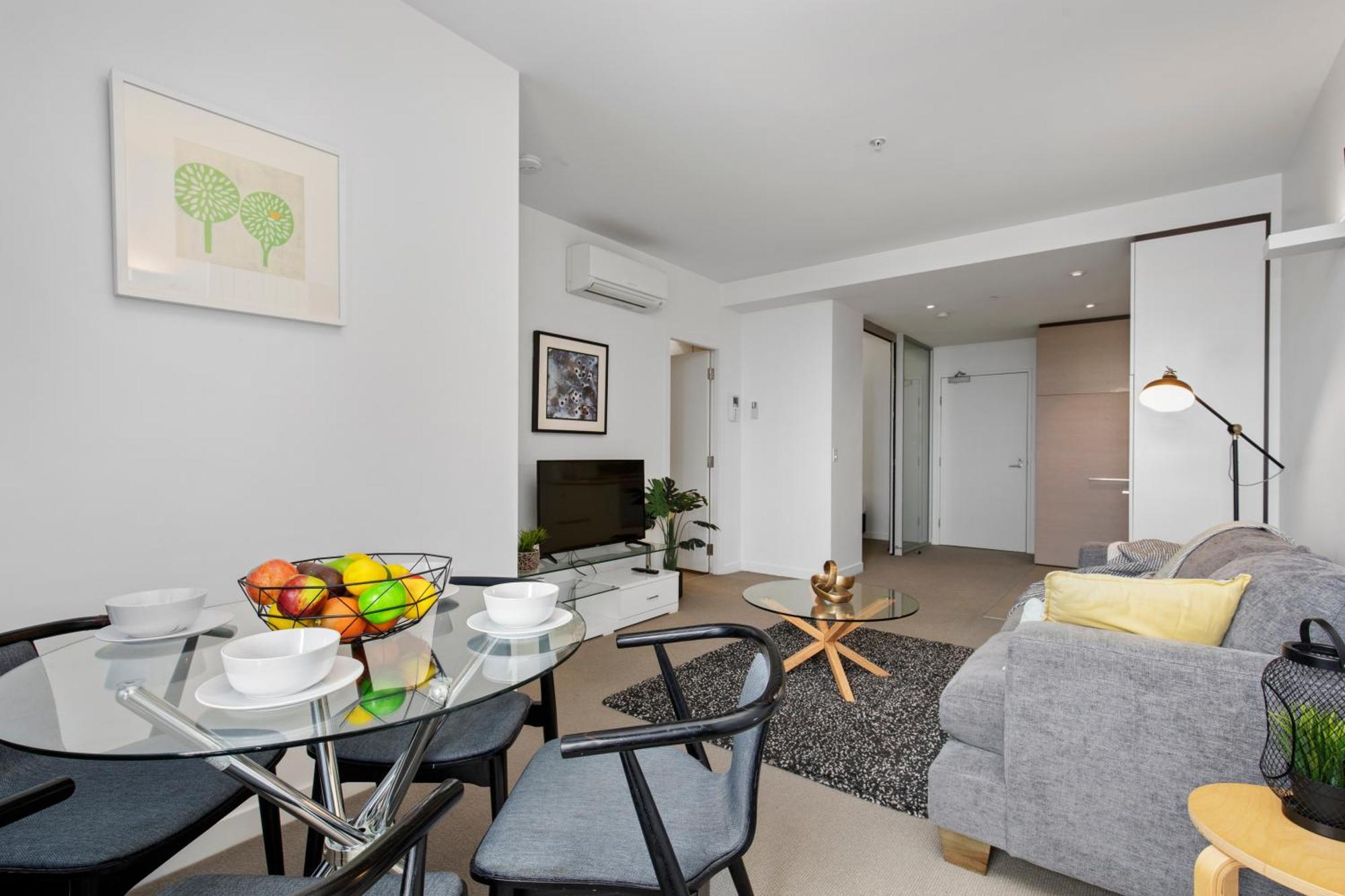 Complete Host Leopold Apartments Мельбурн Номер фото