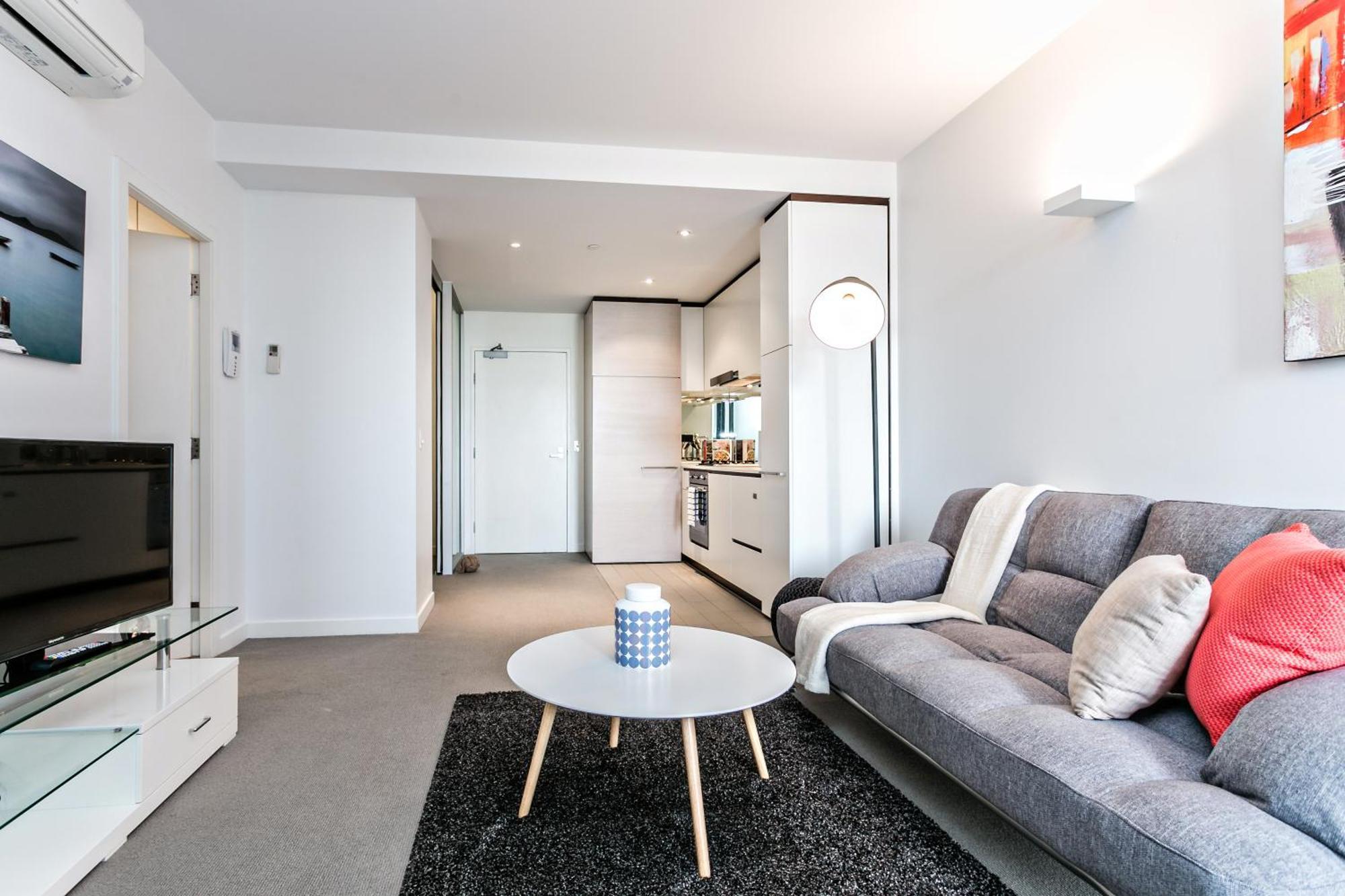 Complete Host Leopold Apartments Мельбурн Номер фото