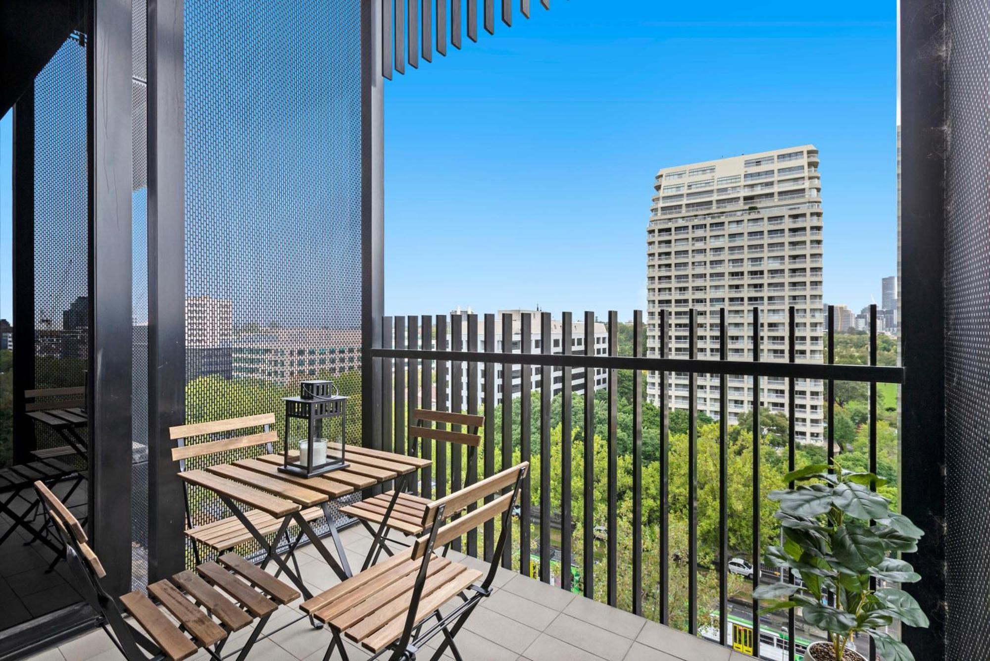 Complete Host Leopold Apartments Мельбурн Номер фото