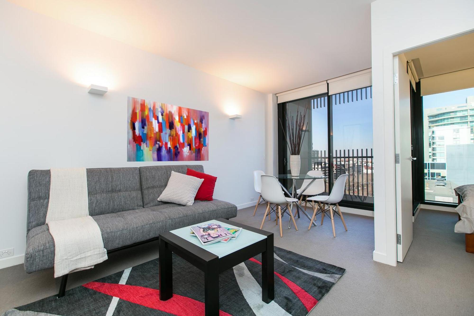 Complete Host Leopold Apartments Мельбурн Номер фото