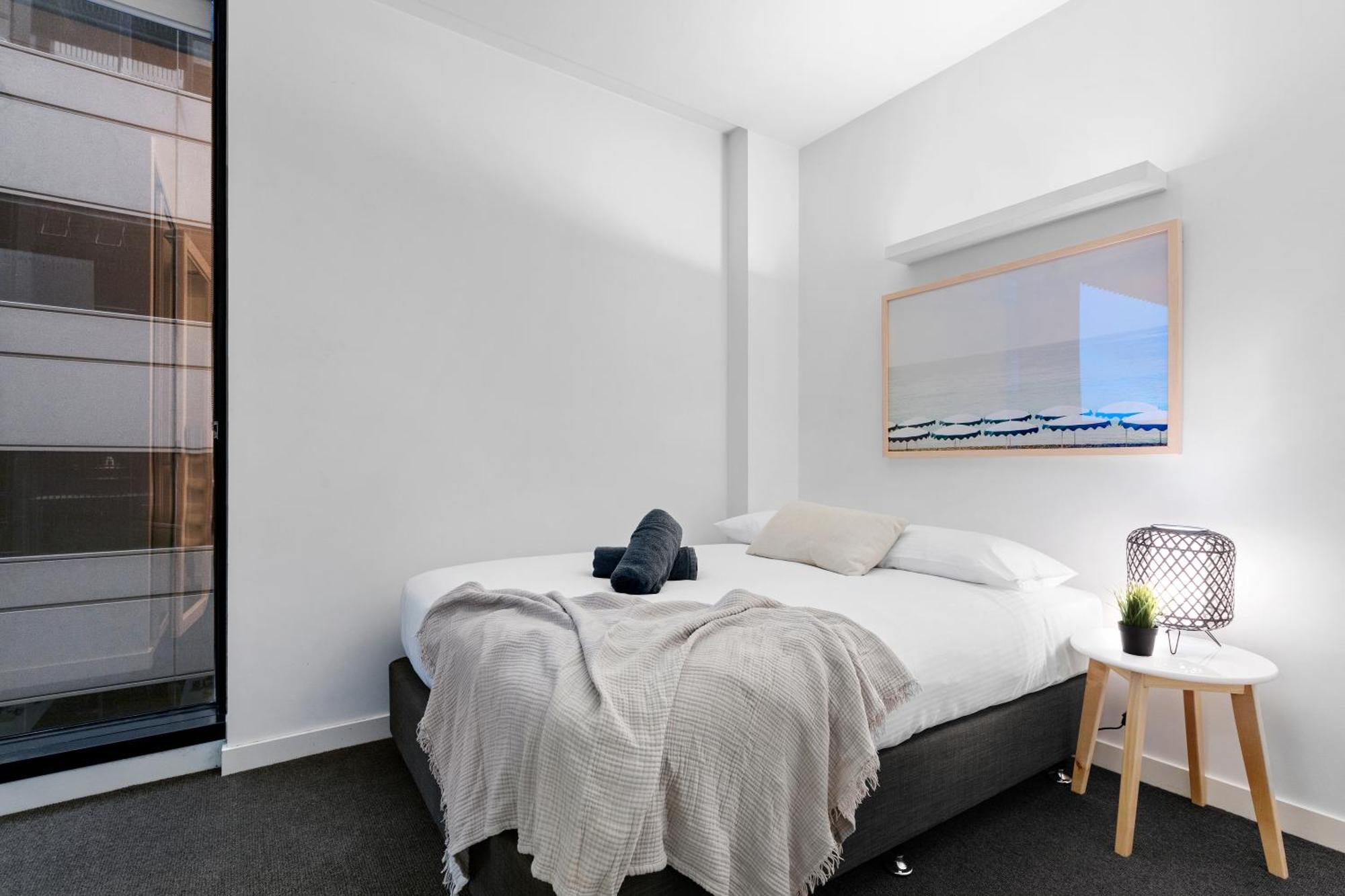 Complete Host Leopold Apartments Мельбурн Номер фото