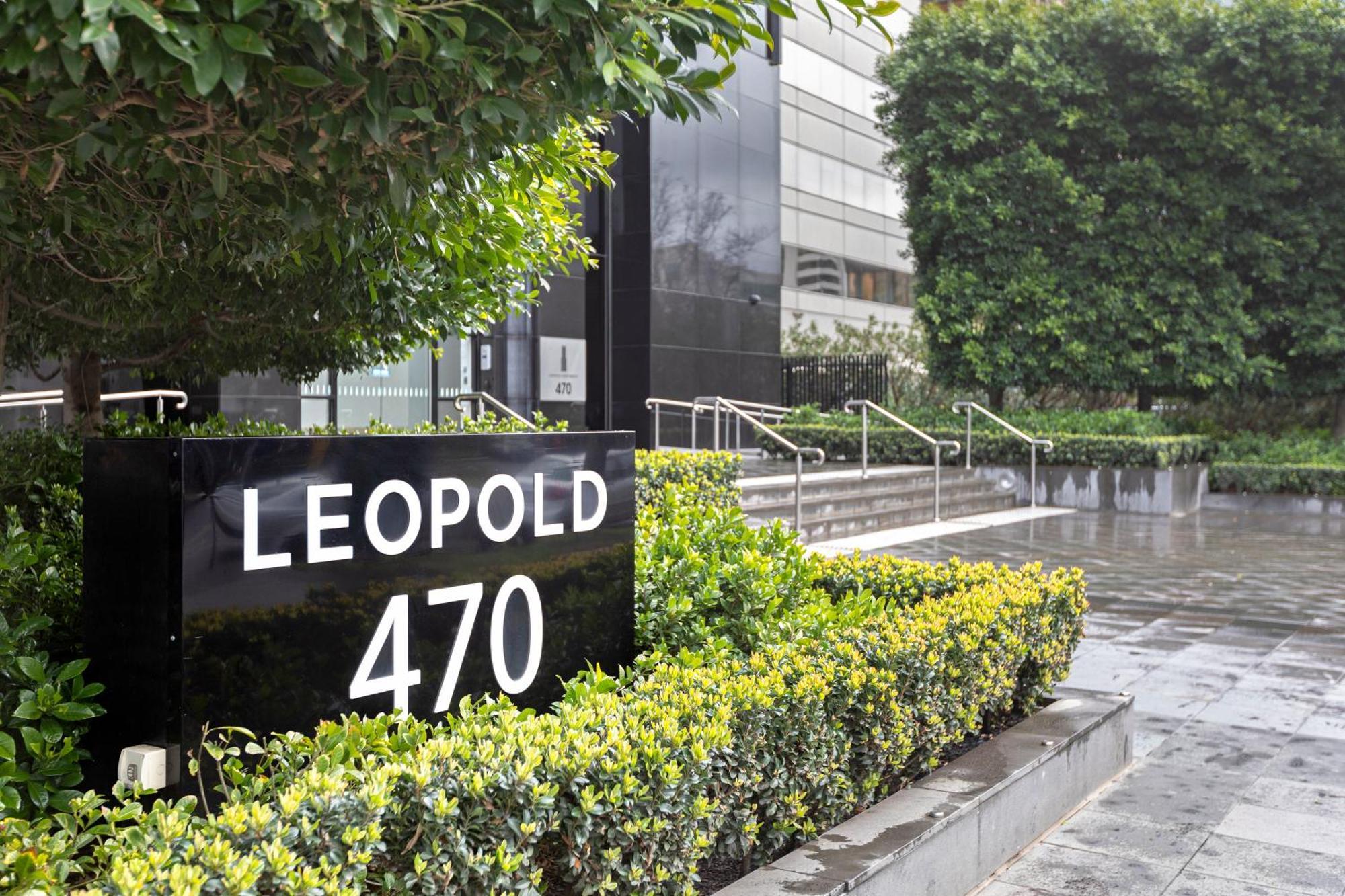 Complete Host Leopold Apartments Мельбурн Экстерьер фото