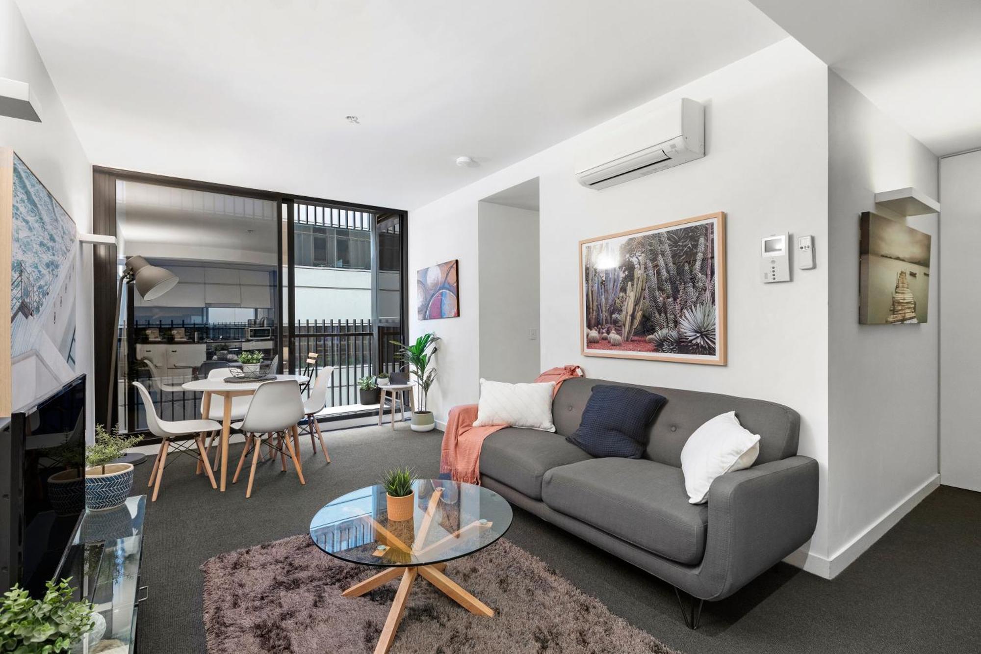 Complete Host Leopold Apartments Мельбурн Номер фото